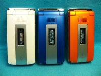 ＮＴＴドコモ　ＳＨ７０２ｉｓ　モックアップ