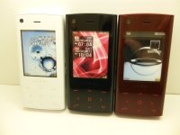 ＮＴＴドコモ　Ｌ７０４ｉ　モックアップ　３色セット
