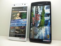 ＮＴＴドコモ　Ｆ－０２Ｅ　ＡＲＲＯＷＳ Ｘ　モックアップ　２色セット