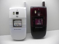 ａｕ　Ａ１３０５ＳＡ　モックアップ　２色セット