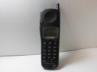 ツーカーセルラー　ＴＨ２６１　モックアップ