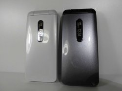 画像1: UQ-Mobile　ＤＩＧＮＯ ＰＨＯＮＥ　モックアップ　２色セット