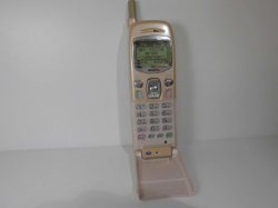 画像5: ＤＤＩセルラー　ＨＤ－６１Ｋ　モックアップ