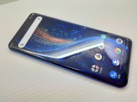 ソフトバンク　９０２ＺＴ Ａｘｏｎ１０ Ｐｒｏ ５Ｇ モックアップ