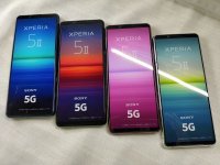 ａｕ　ＳＯＧ０２　Ｘｐｅｒｉａ ５II　モックアップ　４色セット