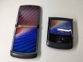 ソフトバンク　Ａ００１ＭＯ　Ｍｏｔｏｒｏｌａ ｒａｚｒ ５Ｇ　モックアップ　開いたものと閉じたもので１セット（計２個）