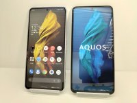 ソフトバンク　Ａ２０２ＳＨ　ＡＱＵＯＳ Ｒ７ モックアップ　２色セット