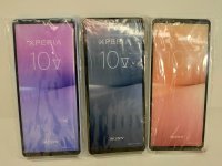 ａｕ　ＳＯＧ１１　Ｘｐｅｒｉａ １０V　モックアップ　３色セット