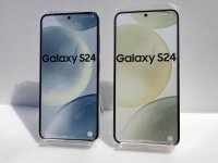 ａｕ　ＳＣＧ２５　Ｇａｌａｘｙ Ｓ２４　モックアップ　２色セット
