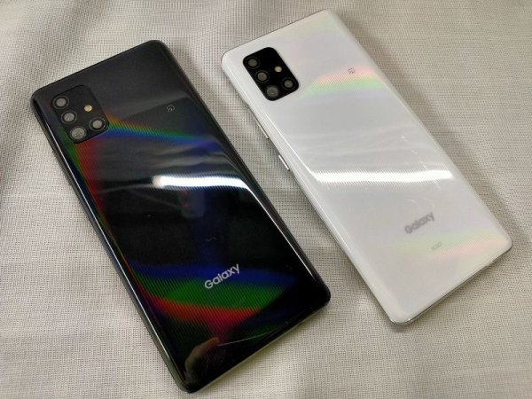 画像2: ａｕ　ＳＣＧ０７　Ｇａｌａｘｙ Ａ５１ ５Ｇ モックアップ　２色セット (2)