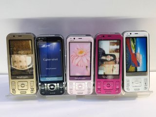 au NS02 ケースのようなケータイ モックアップ 3色セット