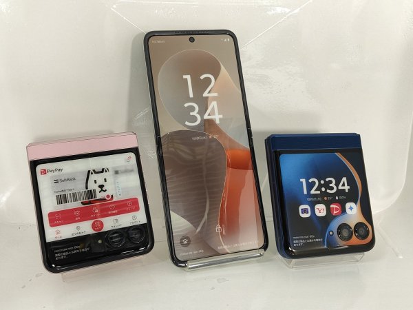 画像1: ソフトバンク　Ａ５０３ＭＯ　Ｍｏｔｏｒｏｌａ ｒａｚｒ ６０ｄ　モックアップ (1)