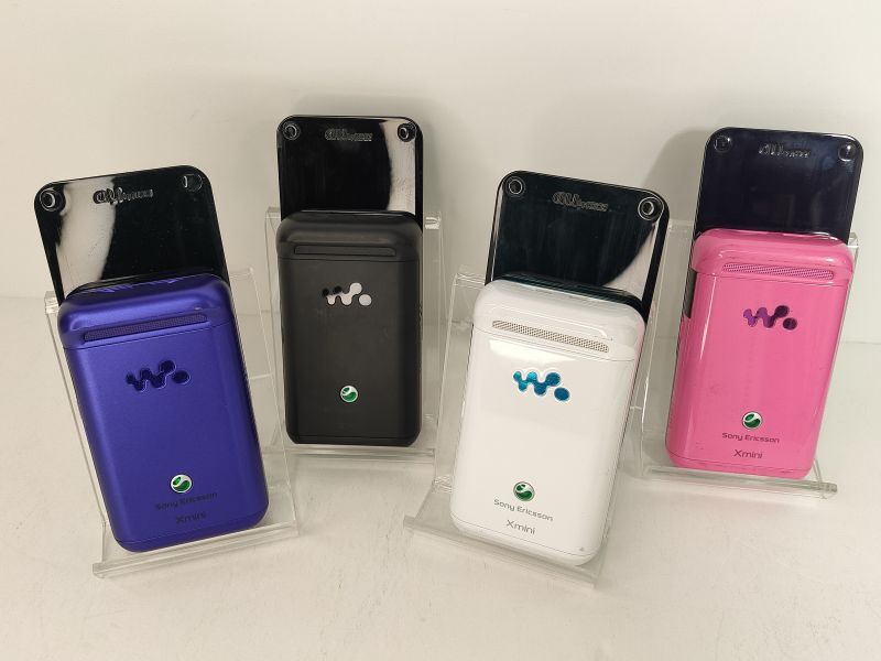 SonyEricsson Walkman Phone Xmini au W65S